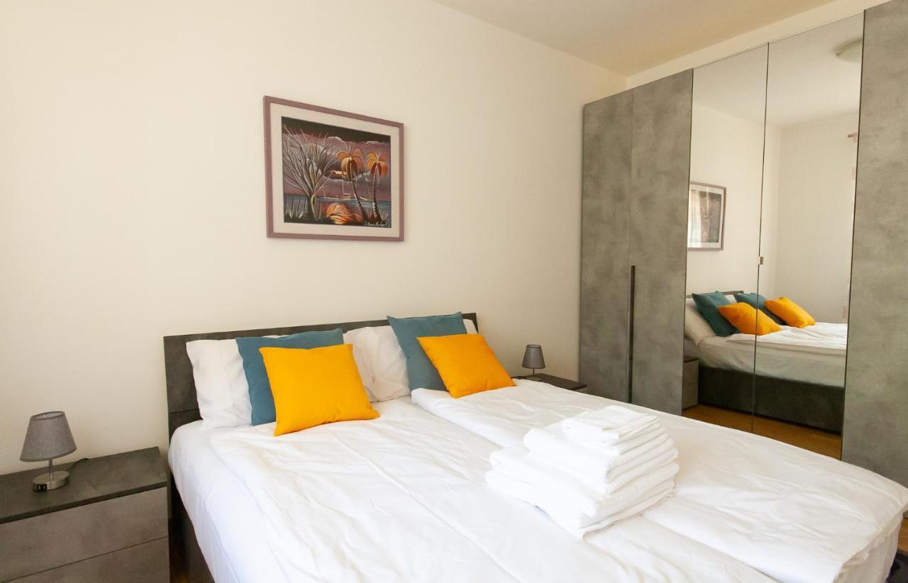 Tranquillo Bilocale Vicino Al Centro Storico Apartment Bolzano Luaran gambar